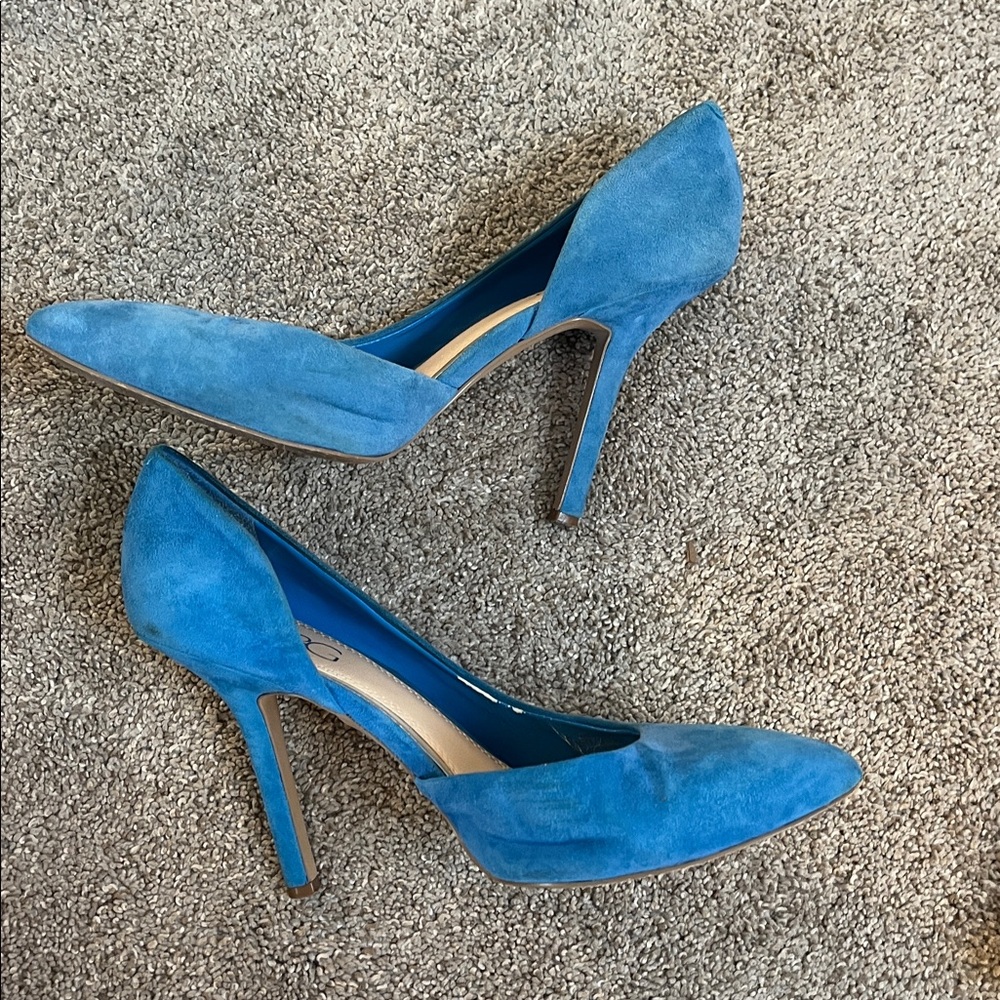 BCBG Paris French Blue Suede pumps LOVE THIS COLOR!!! Sz 9.5 - Picture 2 of 11
